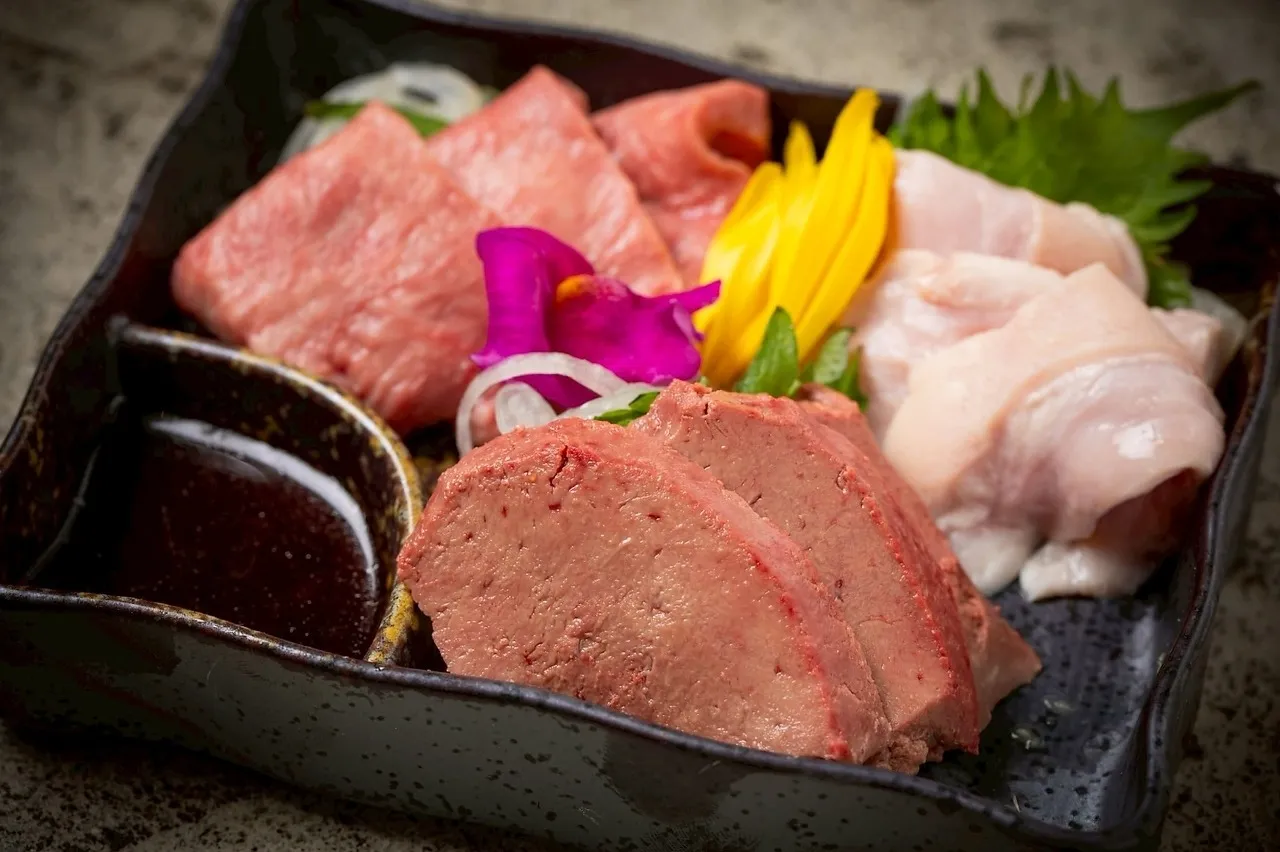 【天国贅沢プラン】料理全8品・生ビール付120分飲み放題